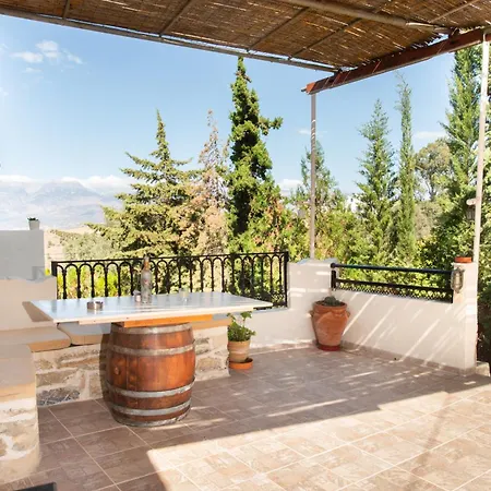 Eirini's Traditional House *